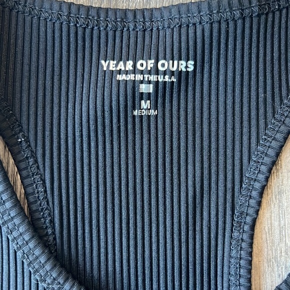 Year of Ours Top Black Sporty Rib Tank Top Size Medium Racerback Workout Top - Picture 4 of 8